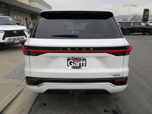 New 2026 Lexus TX 500h AWD image 8