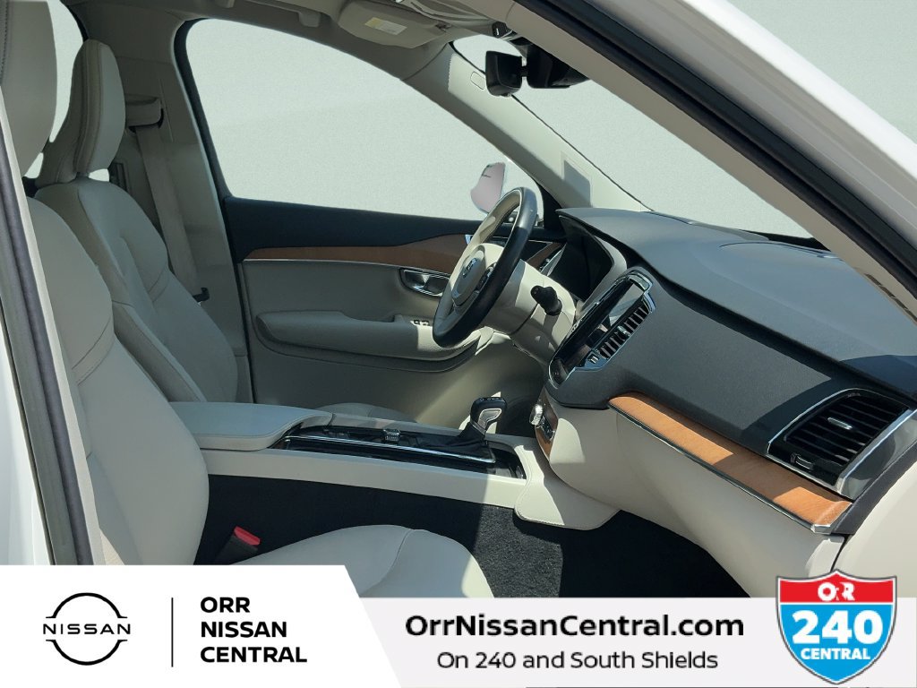 Used 2022 Volvo XC90 T6 Momentum w/ Advanced Package AWD/4WD image 11