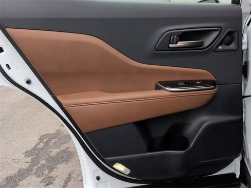 Certified 2026 Toyota Crown Limited image 24