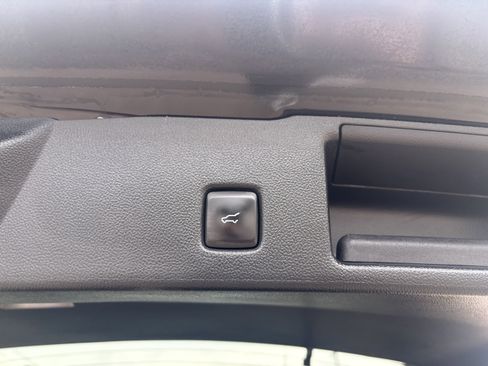 Used 2023 Ford Escape Active image 18