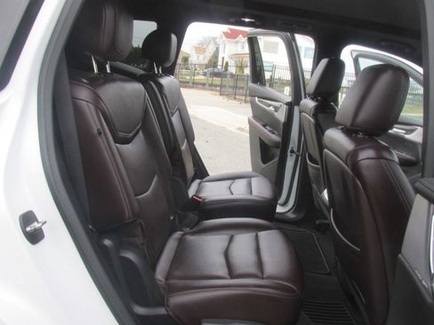 Used 2023 Cadillac XT6 Premium Luxury w/ Technology Package image 44