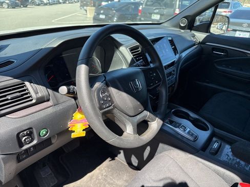 Used 2022 Honda Pilot Sport image 19