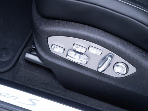 New 2026 Porsche Macan S image 16