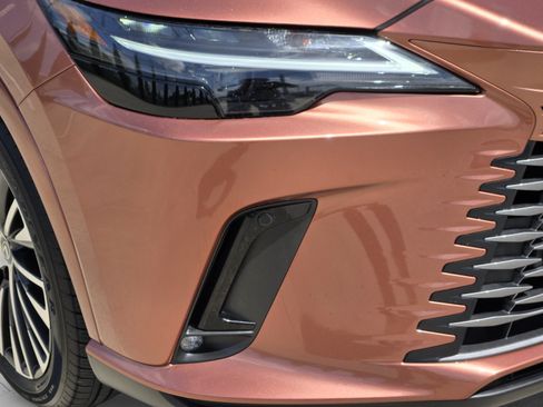 Used 2023 Lexus RX 350 Premium Plus w/ Cold Area Package FWD image 32