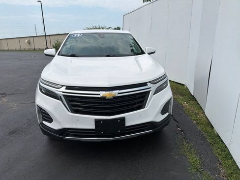 Used 2024 Chevrolet Equinox LT FWD image 11