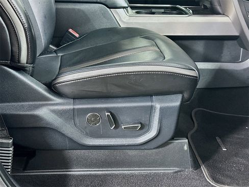 Used 2020 Ford F250 Platinum w/ Tremor Off-Road Package image 24