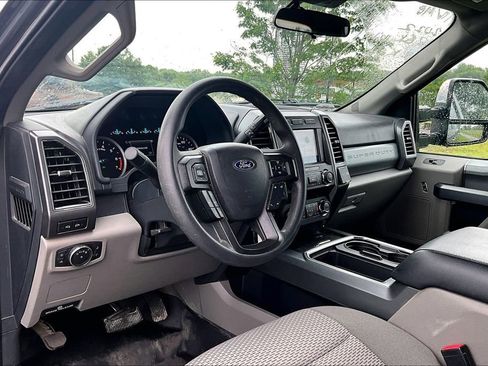 Used 2022 Ford F350 XLT w/ XLT Premium Package AWD/4WD image 5