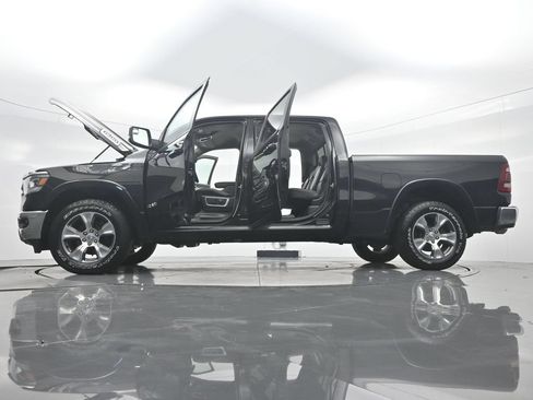 Used 2022 RAM 1500 Laramie AWD/4WD image 52