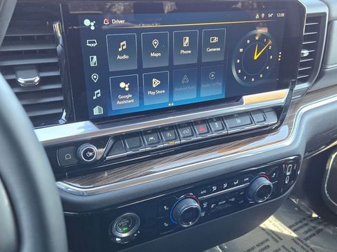 Used 2024 Chevrolet Silverado 1500 LT image 23