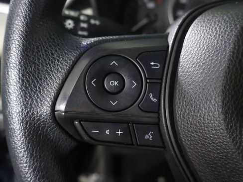 Used 2022 Toyota Corolla LE FWD image 34