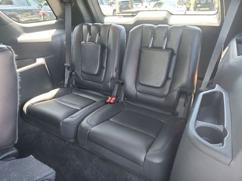 Used 2014 Ford Explorer Limited w/ Equipment Group 301A AWD/4WD image 34