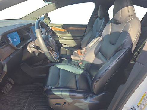 Used 2020 Tesla Model X Long Range image 10