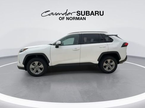 Used 2025 Toyota RAV4 XLE AWD/4WD image 6