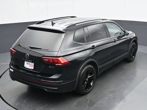 Used 2024 Volkswagen Tiguan SE R-Line AWD/4WD image 21