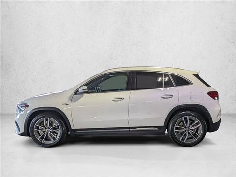 Used 2023 Mercedes-Benz GLA 35 AMG 4MATIC image 11