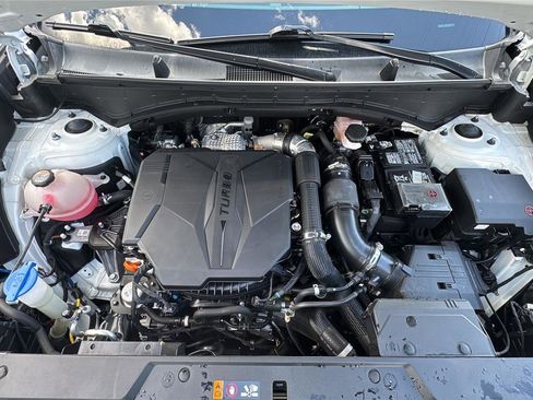 Used 2024 Hyundai Santa Fe Limited image 9