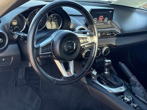 Used 2019 MAZDA MX-5 Miata RF Grand Touring image 14