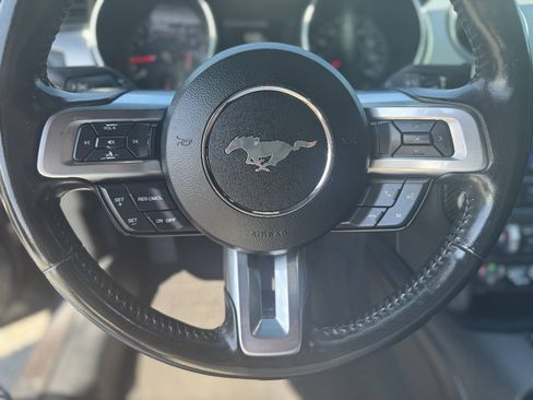 Used 2022 Ford Mustang Premium RWD image 13