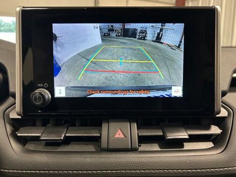 Used 2024 Toyota RAV4 XLE w/ Convenience Package AWD/4WD image 31
