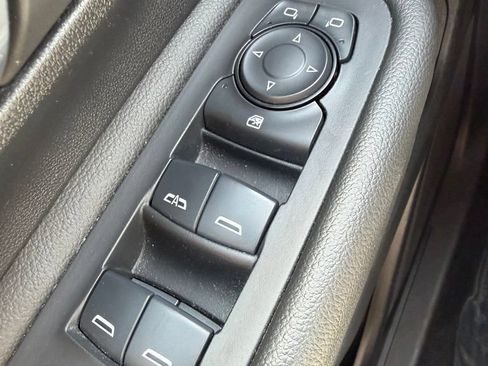 Used 2024 GMC Terrain SLE AWD/4WD image 13