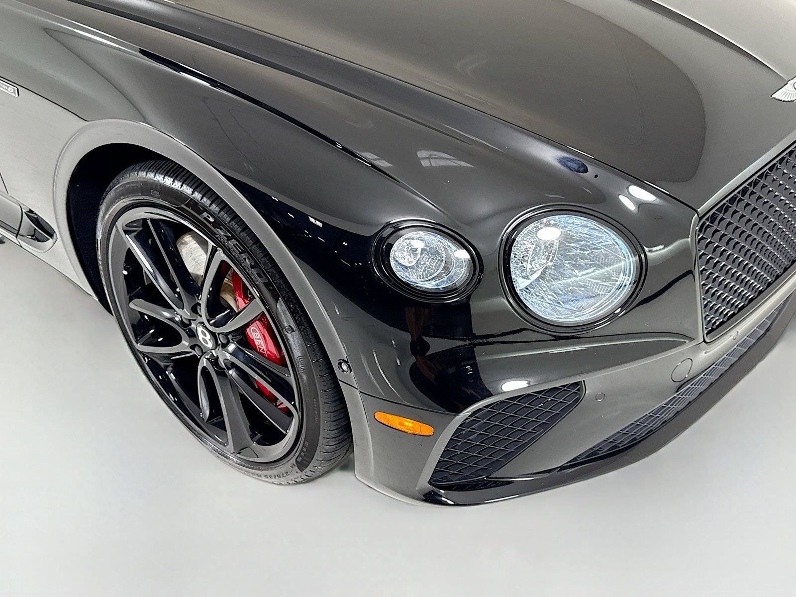 Used 2024 Bentley Continental GT V8 AWD/4WD image 32