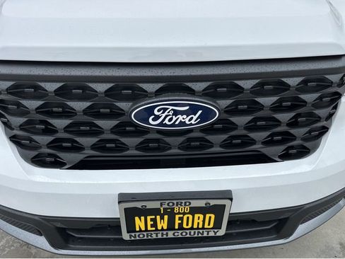 New 2026 Ford Maverick XLT image 40