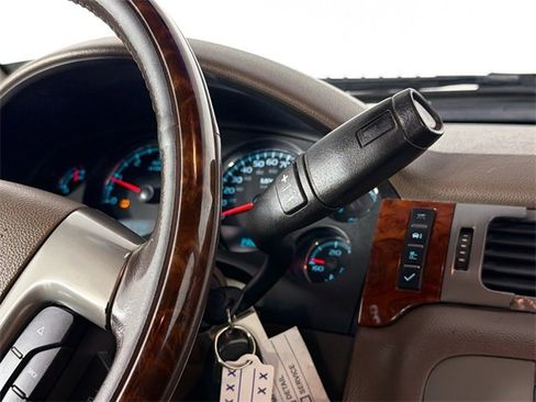 Used 2011 GMC Sierra 2500 SLT w/ SLT Convenience Package image 16