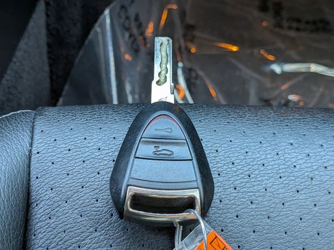 Used 2010 Porsche 911 Carrera S image 31