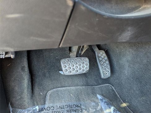 Used 2013 Buick Regal GS image 28