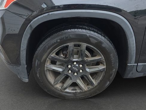 Used 2020 Chevrolet Traverse LS FWD image 4
