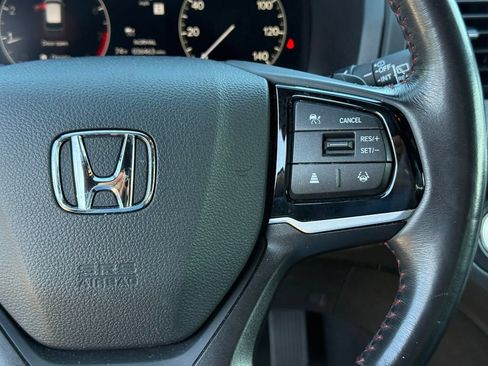 Used 2025 Honda Odyssey Sport-L image 15
