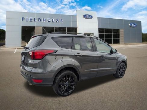 Used 2019 Ford Escape SE FWD image 12