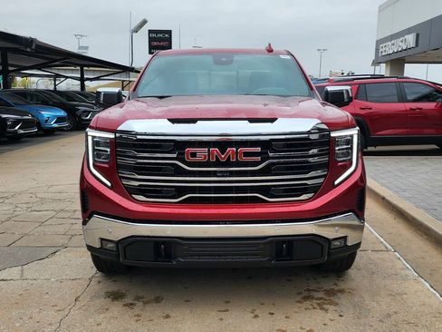 New 2026 GMC Sierra 1500 SLT image 9