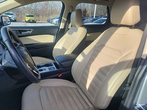 Used 2022 Ford Edge SEL w/ Convenience Package image 12