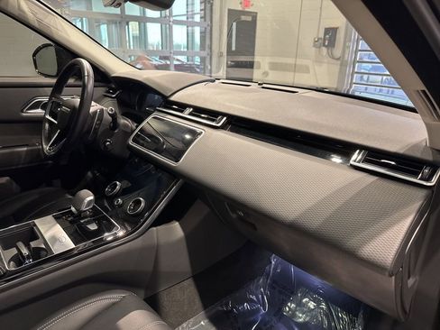 Used 2021 Land Rover Range Rover Velar S image 35