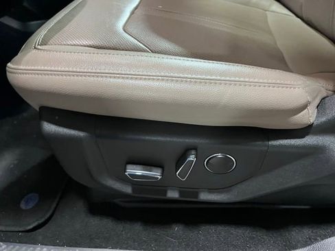 Used 2024 Ford Expedition Max Limited RWD image 23