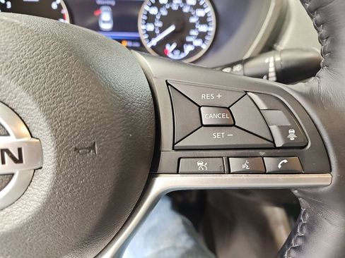 Used 2020 Nissan Sentra SV FWD image 24