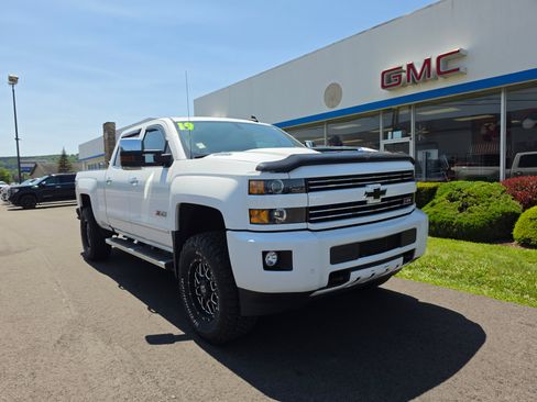 Used 2019 Chevrolet Silverado 2500 LTZ w/ Duramax Plus Package AWD/4WD image 1