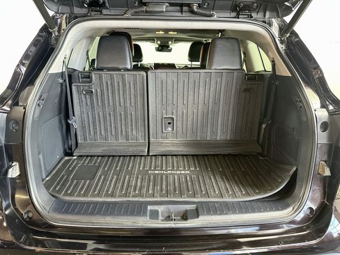 Certified 2020 Toyota Highlander Limited AWD/4WD image 26