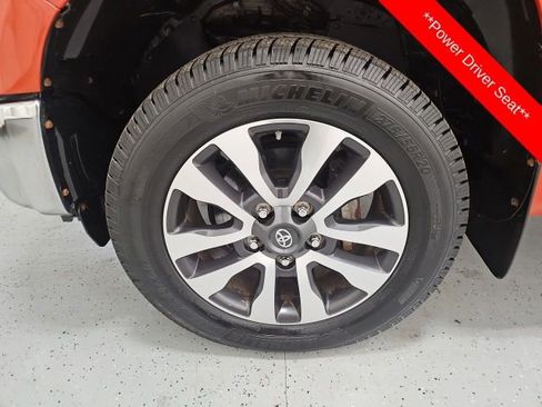 Used 2018 Toyota Tundra Limited w/ Limited Premium Package AWD/4WD image 9