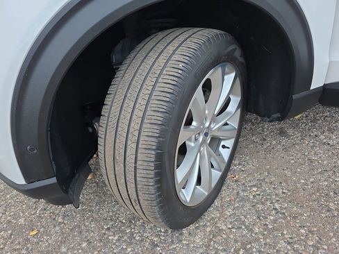 Used 2022 Ford Explorer Platinum w/ Equipment Group 601A image 35