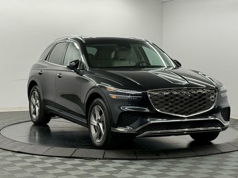 Used 2026 Genesis GV70 2.5T Select image 5