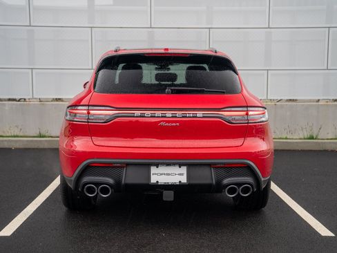 Certified 2026 Porsche Macan AWD/4WD image 7