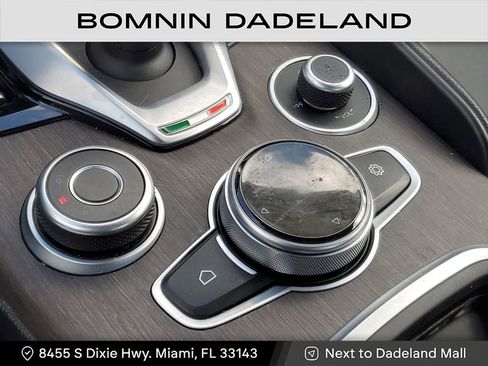 Used 2022 Alfa Romeo Giulia Ti image 26