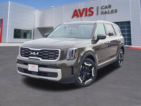 Used 2025 Kia Telluride S image 1
