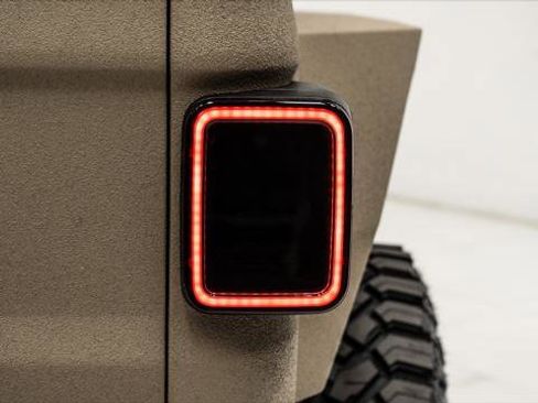 Used 2025 Jeep Gladiator Sport image 26