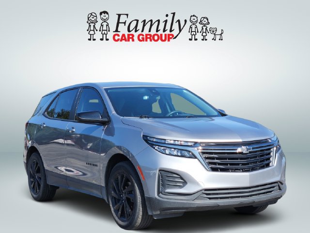Used 2024 Chevrolet Equinox LS w/ Sport Edition FWD image 2