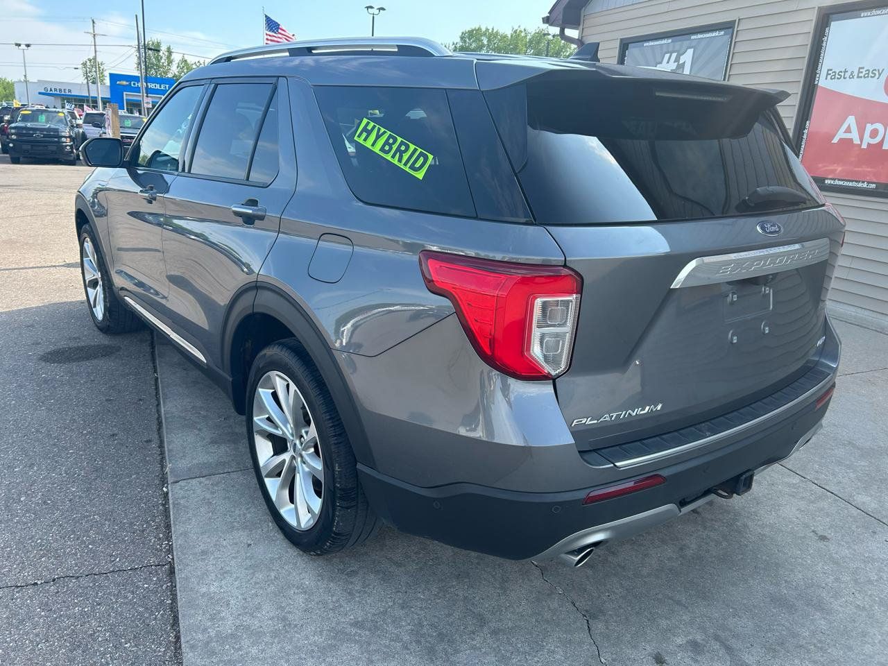 Used 2021 Ford Explorer Platinum w/ Premium Technology Package AWD/4WD image 7