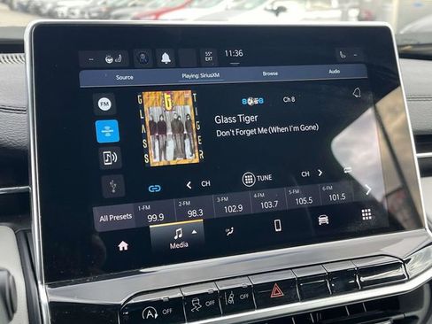 Used 2023 Jeep Compass Limited image 28