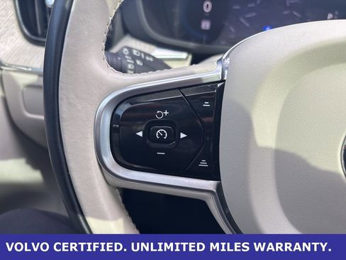 Certified 2023 Volvo XC60 B5 Ultimate w/ Protection Package Premier image 22